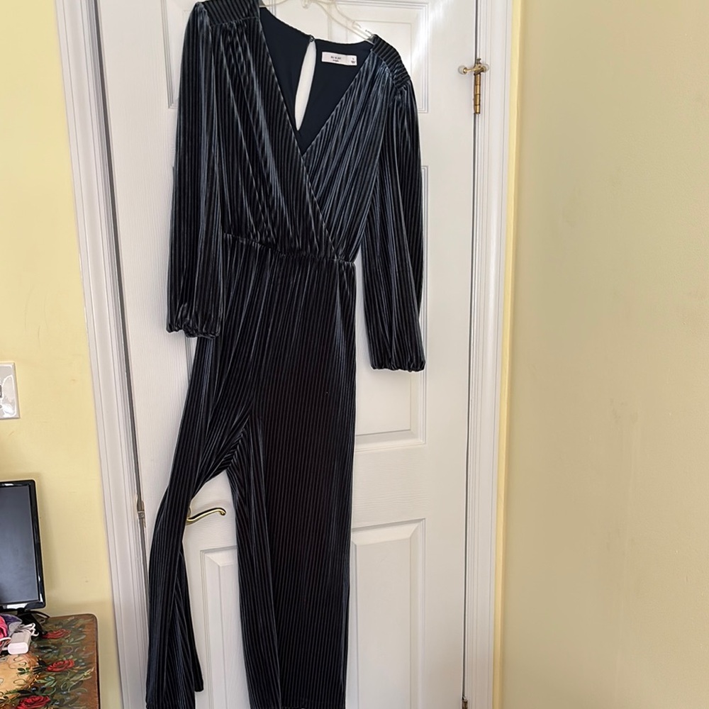 Blue Velvet Jumpsuit with V-Neck